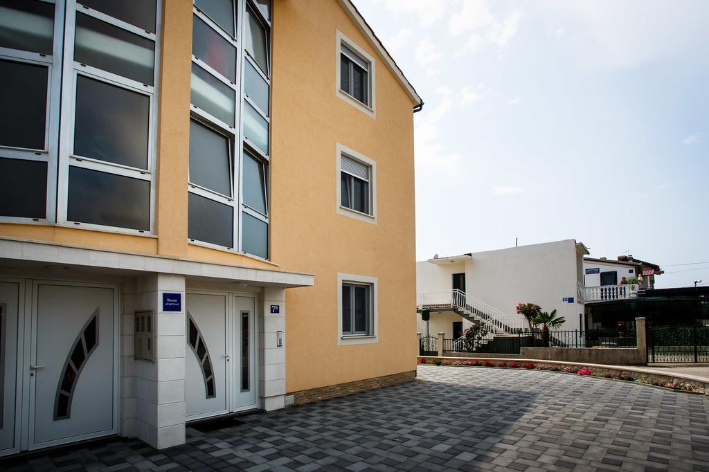 Rogoznica Apartments Kristina Eksteriør bilde